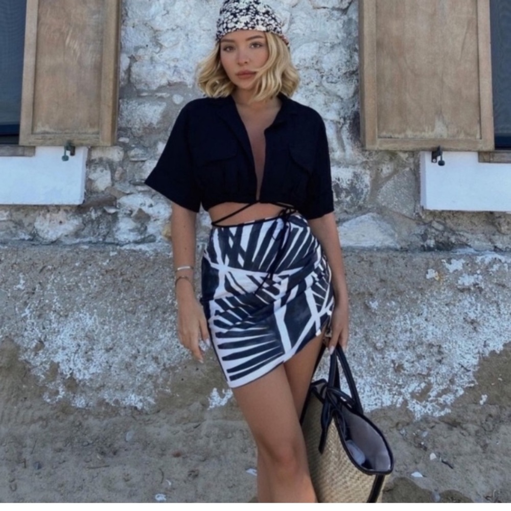 Zara printed skirt